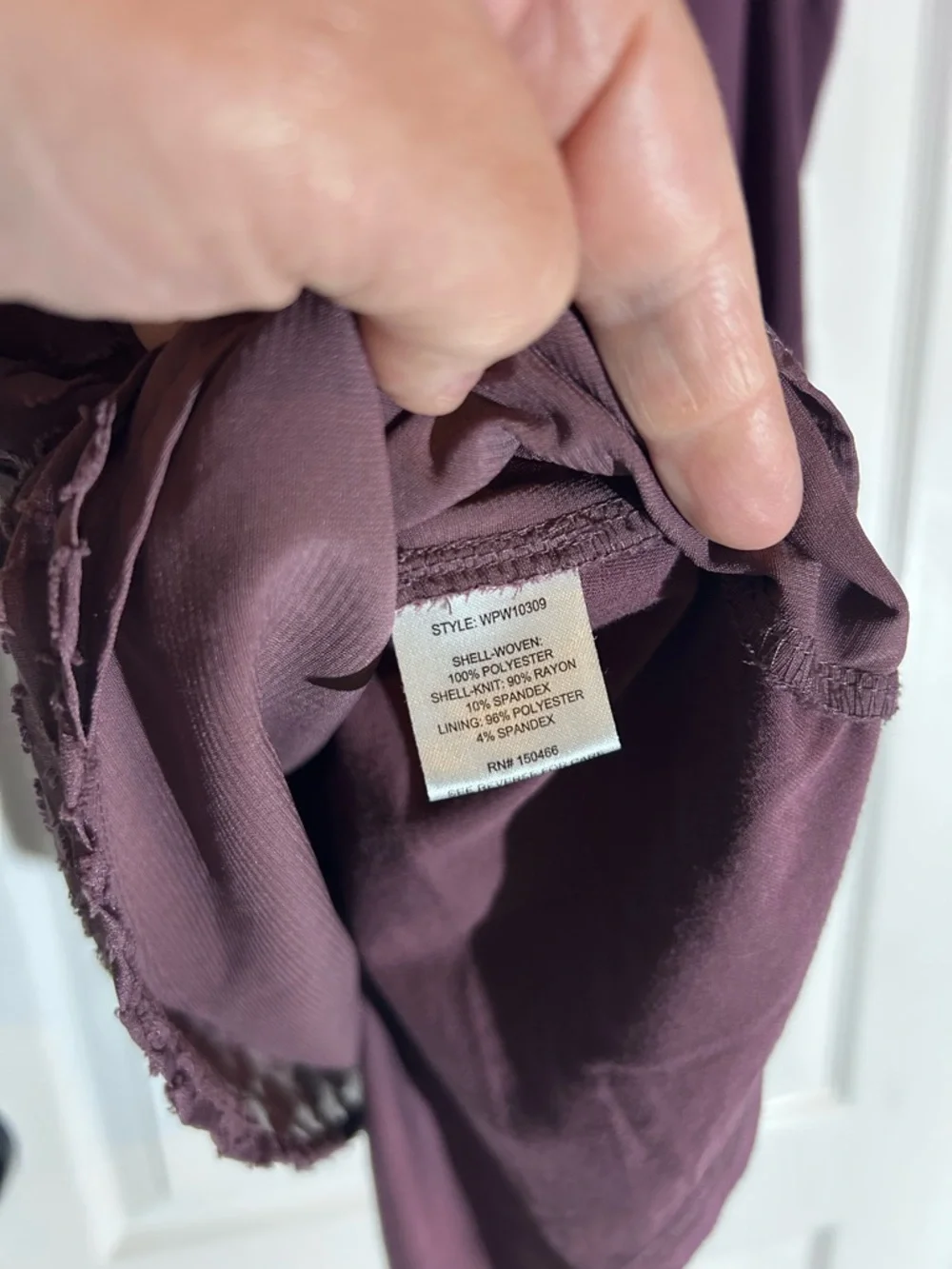 Market & Spruce Sleeveless Textured V-Neck Camisole - Mauve - Picture 5 of 5